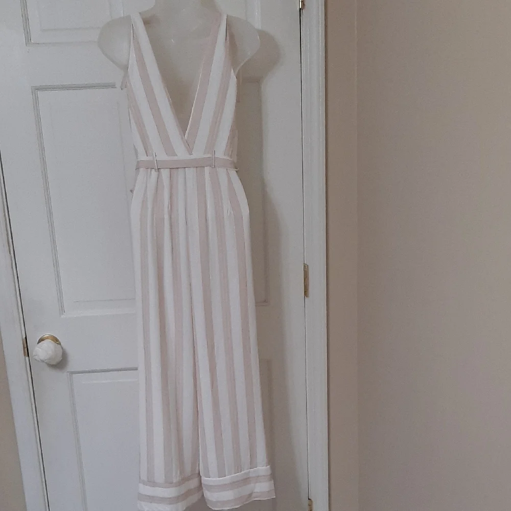 Showpo Camel and White Striped Maxi Jumpsuit. SZ 8 - Picture 12 of 15